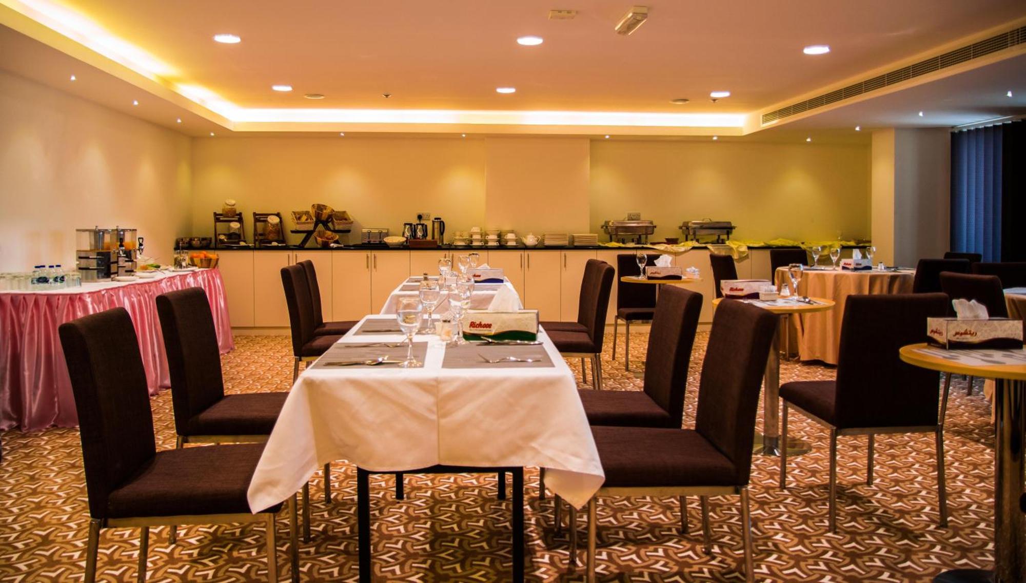 City Park Hotel Apartments Muscat Ngoại thất bức ảnh